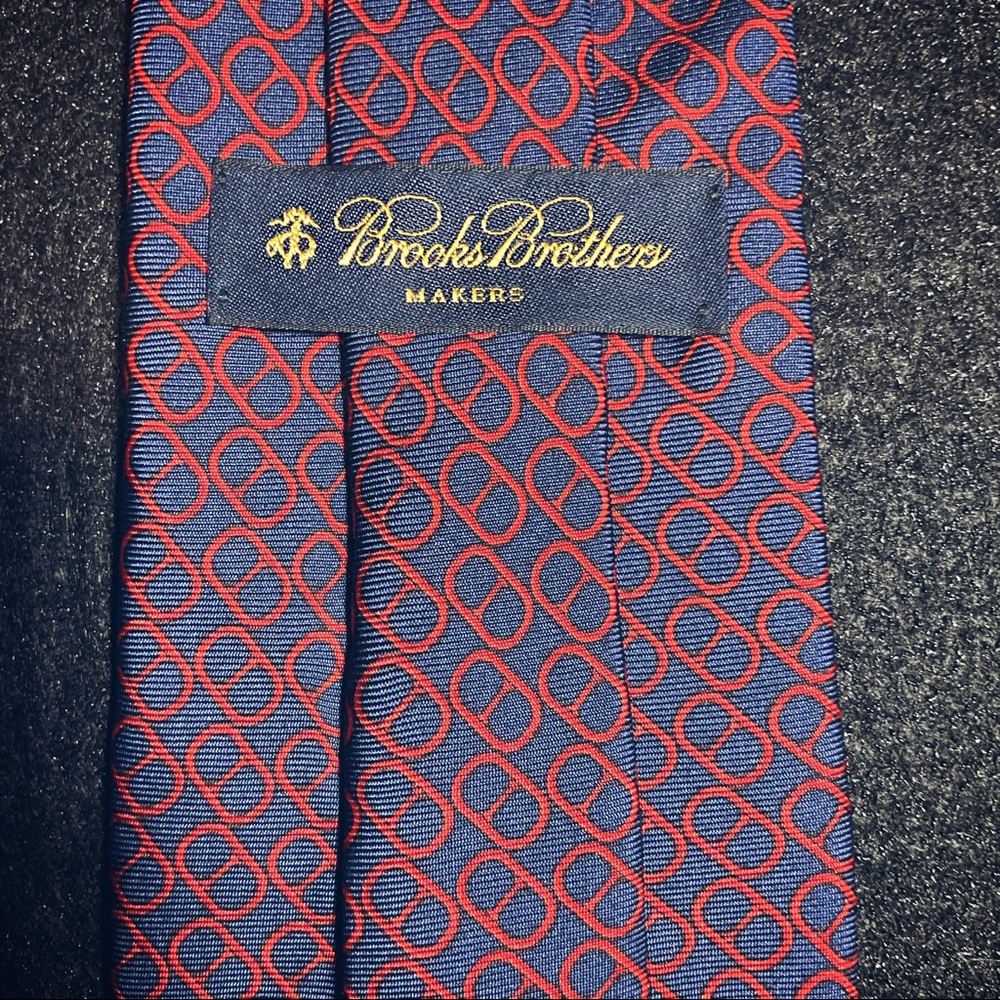 Brooks Brothers tie